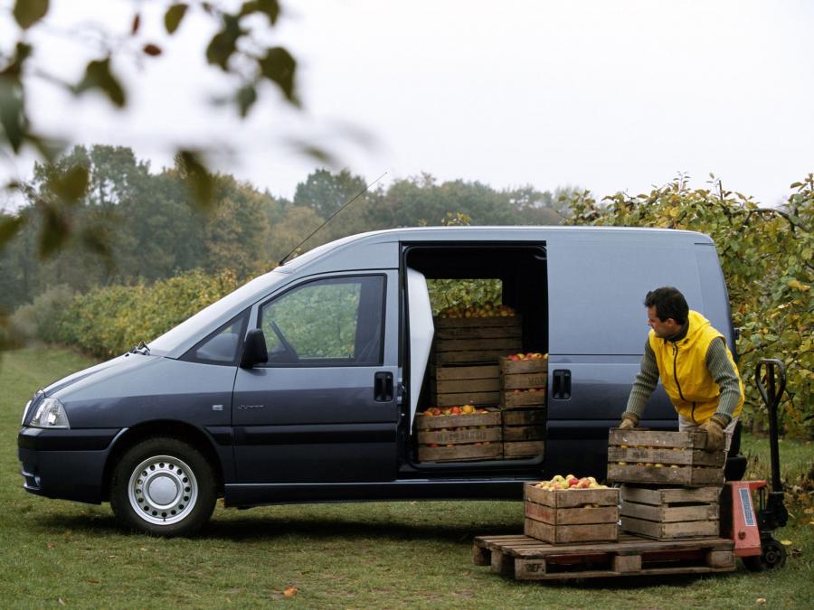  Citroen Jumpy Van 2004 года  (фото 6 из 9)